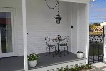 Pensió Room For Two