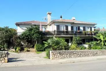 Turistihuoneistot Apartment Potnar M