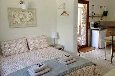 דירות לתיירים Studio Chez Mary