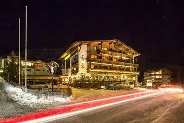 Hotel Cresta