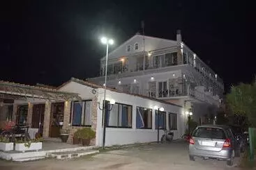 Pension  Petrakis Beach