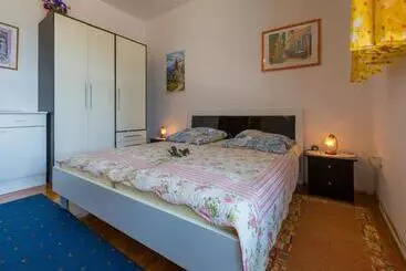Turistihuoneistot Apartments Lumar