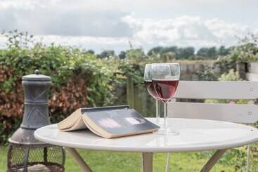 관광객 아파트 East View, Orford