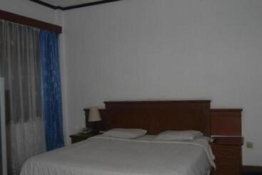 Hotel Sadinah Sahid Josodipuro