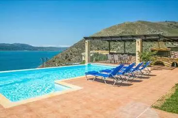 Appartements touristiques Villa Erato