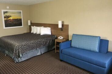 酒店 Days Inn By Wyndham Lexington Columbia