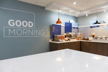 ホテル Holiday Inn Express Los Angeles Downtown West By Ihg