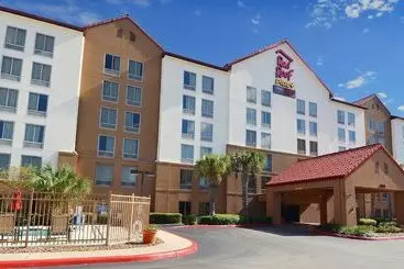 בית מלון כפרי Red Roof Inn Plus+ San Antonio Downtown Riverwalk