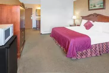 汽车旅馆  Days Inn By Wyndham Eureka Ca