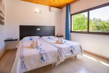 Apartamentos turísticos Bettina & Birgitta  Formentera Break