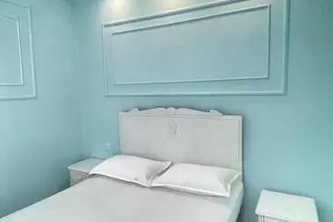 Santorini Hostel