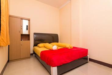 Szálloda Oyo 2774 Nepenthes Homestay