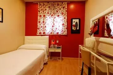Hostal Paris