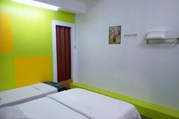 Hotel Spot On 89788 Musafir Transit