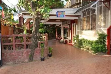 Hotelli Isteraha Haven Inn