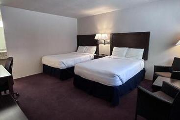 בית מלון כפרי The Shelby Inn