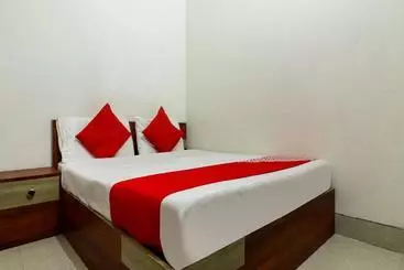 Hotel Oyo 67609  Taj