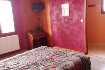 Nocleg ze śniadaniem Auberge Les Volpilières