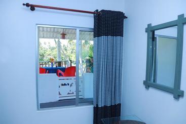 Pensionat The Mangroves Villa Ahangama