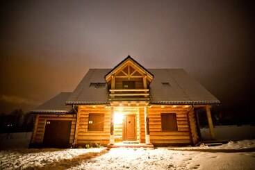 קוטג'' Everysky Kowary Dom Z Bali