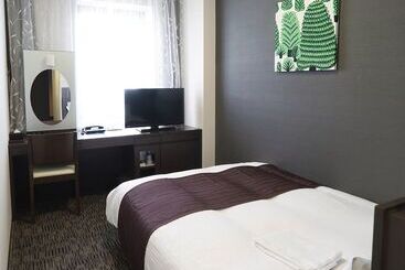 هتل Osaka Airterminal