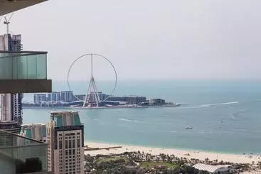 آپارتمان‌های توریست‌ها Higuests Vacation Homes  Torch Tower