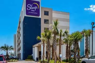 فندق Sleep Inn On The Beach