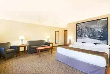 Мотель Super 8 By Wyndham Ripley