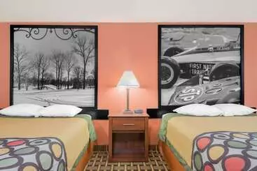 汽车旅馆 Super 8 By Wyndham Shelbyville
