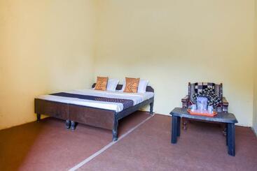 Hotell Spot On Saini Guest House