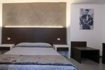 Pensió Brigante Suites
