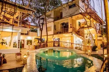 Hotel Yahvi The Boutique