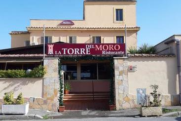 ホテル La Torre Del Moro