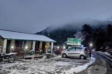 ホテル Pailaaag Orchard & Restaurant