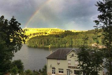 펜션 Hôtel Du Lac