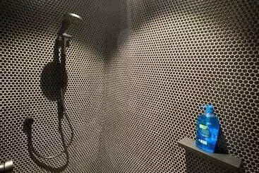 Turistihuoneistot New Luxury 3bedroom Townhouse Cityview