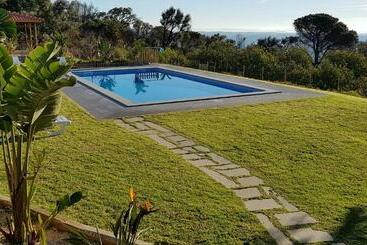 کلبه Quinta Da Idalina