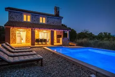 آپارتمان‌های توریست‌ها Villa Harmony