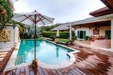 Apartamenty turystyczne Pommard Villa