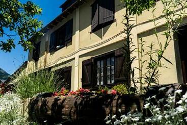 Casa Rural Dera Hont