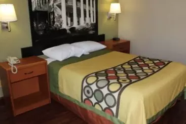 هتل Super 8 By Wyndham Mobile/tillmans Corner