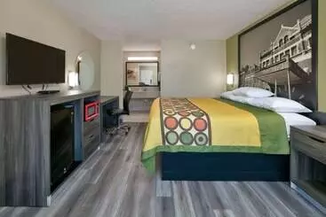 Отель Super 8 By Wyndham Mobile/tillmans Corner