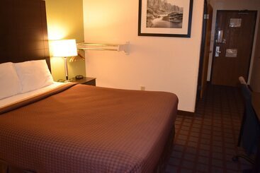 فندق على الطريق Super 8 By Wyndham Saginaw