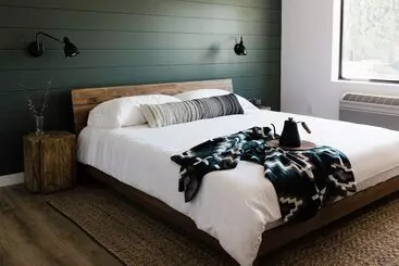 فندق على الطريق Wonderstone At Glacier