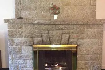 Swiss Chalets Village Inn