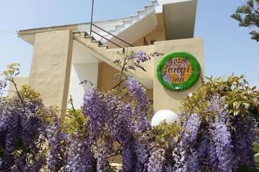 호텔 Gongis Studios