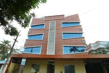 Hotelli Star Plaza By Oyo Rooms