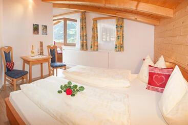 アパートホテル Apart Alpensonne Zillertal