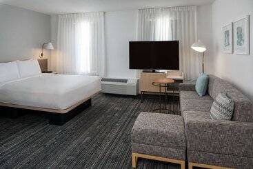 فندق Sonesta Simply Suites Falls Church