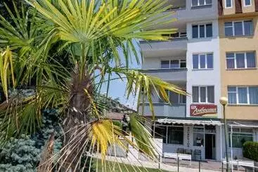 Pensão Family Hotel Ambrozia